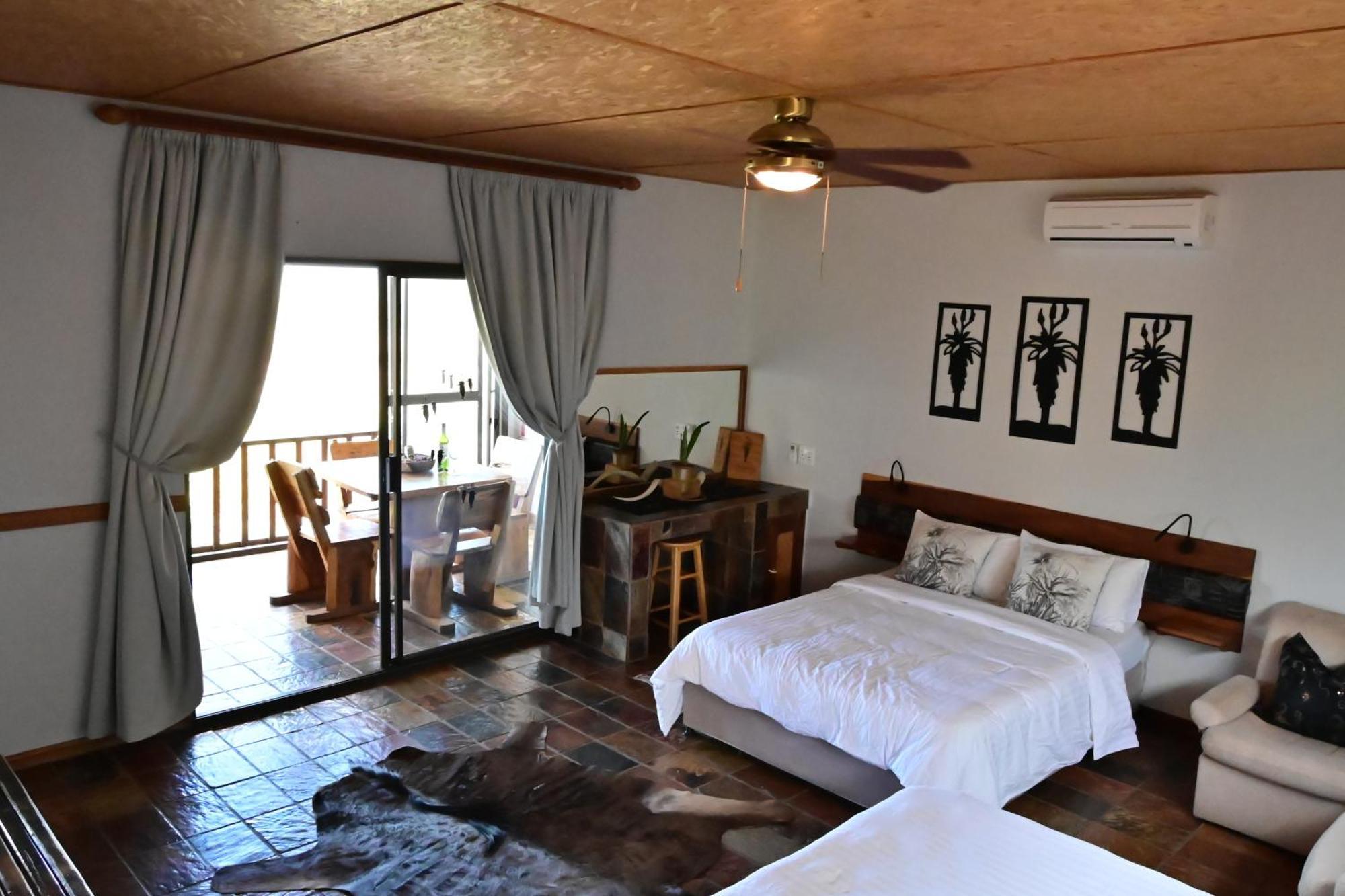 Aloegrove Safari Lodge Otjiwarongo Ngoại thất bức ảnh
